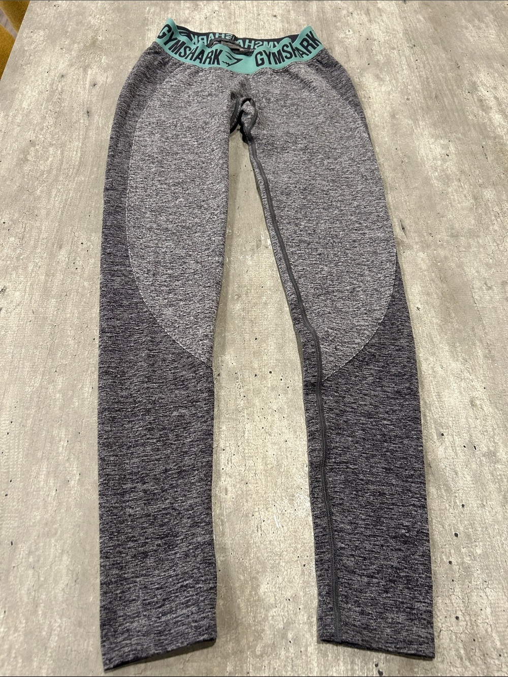 Gymshark Grey Leggings with Mint Logo Waistband size XS